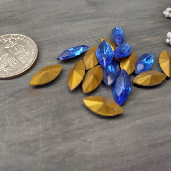 Vintage Sapphire Navettes For Jewelry Making 20 Stones Per Set - Picture 7 of 9